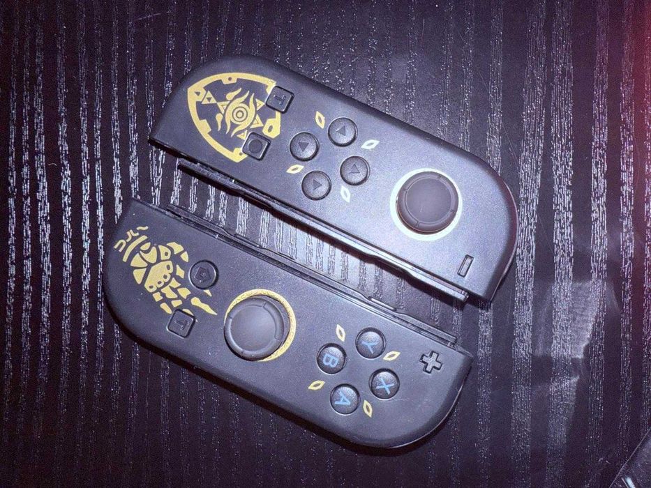 Nintendo Switch Controllers64751571256962120