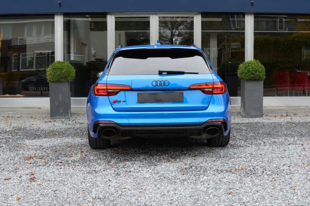 Audi RS4 Quattro tiptronic      2018