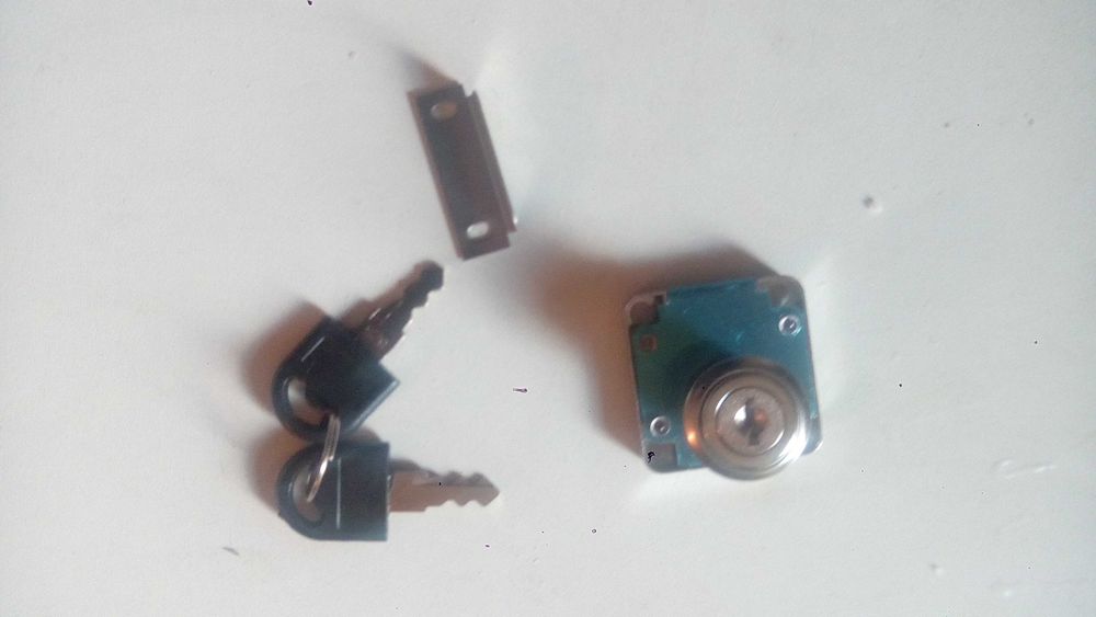 продам мебельные замки