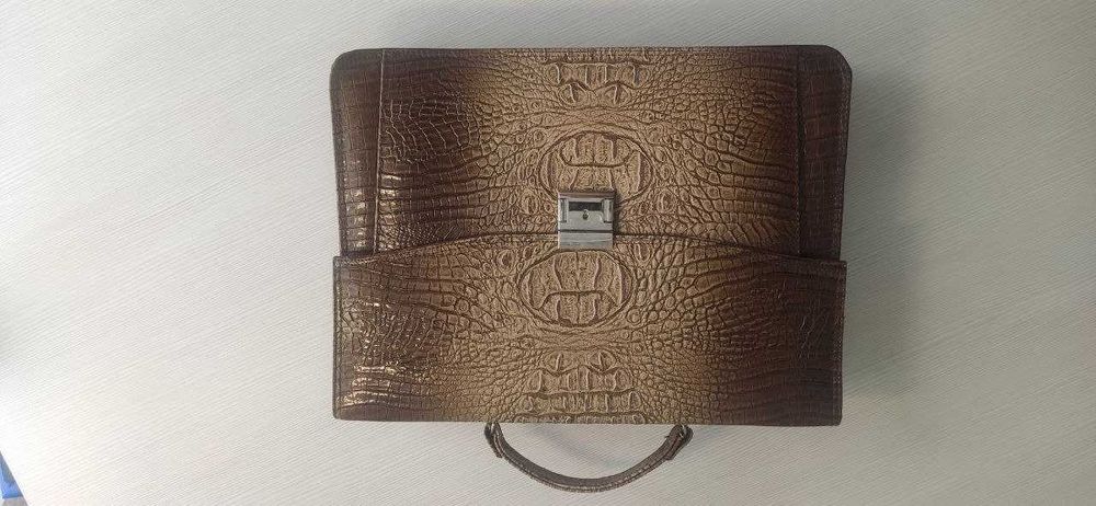 Портфель мужской, имитация кожи крокодила, Дёшево