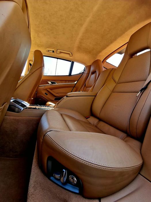 Porsche Panamera Turbo só 95000 km todas revisões Marca