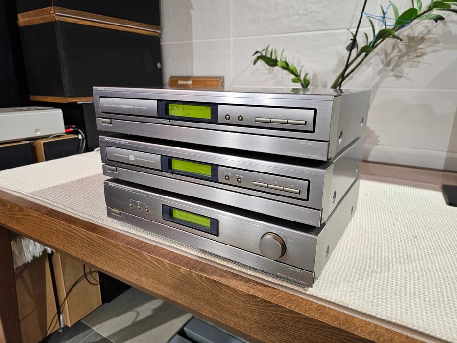 HiFi система Denon DRA-210 Denon DCD-210 Denon DR-210