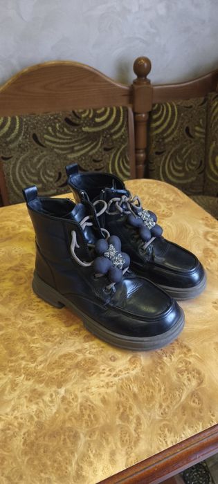 Черевики осінь зима 36р.