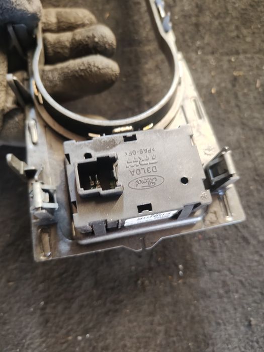 Panel sterowania przycisk guzik grzania foteli Ford Mondeo MK4