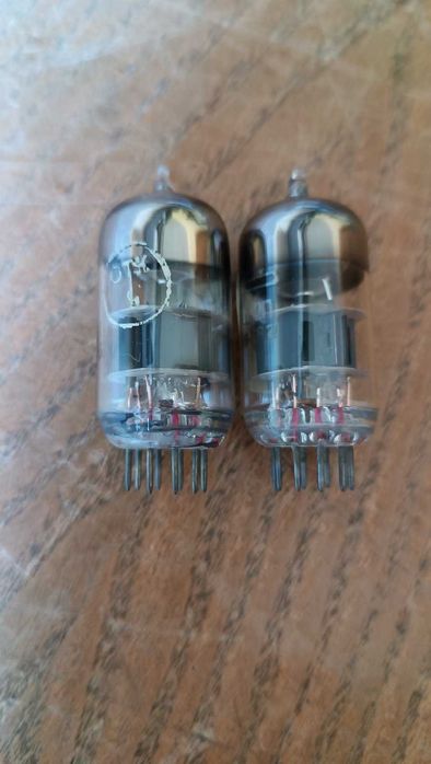 Lampa 6N2P (6Н2П) NOS zamiennik ECC83 Para