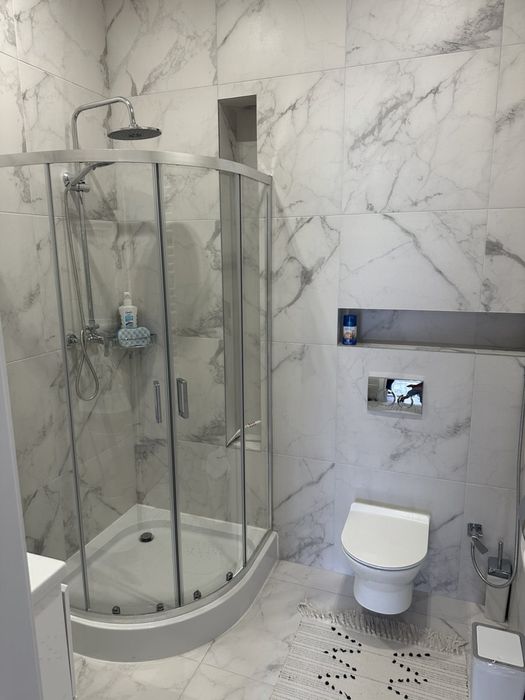 1 -кімнатна квартира  в центрі | 300 м до бювету | Готовий бізнес
