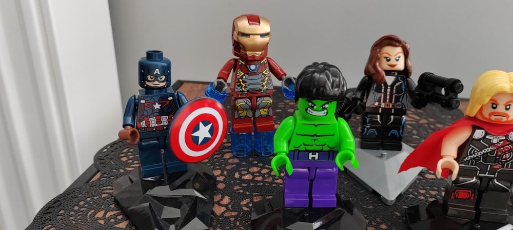 Figurki Avengers 9cm wysokości duże