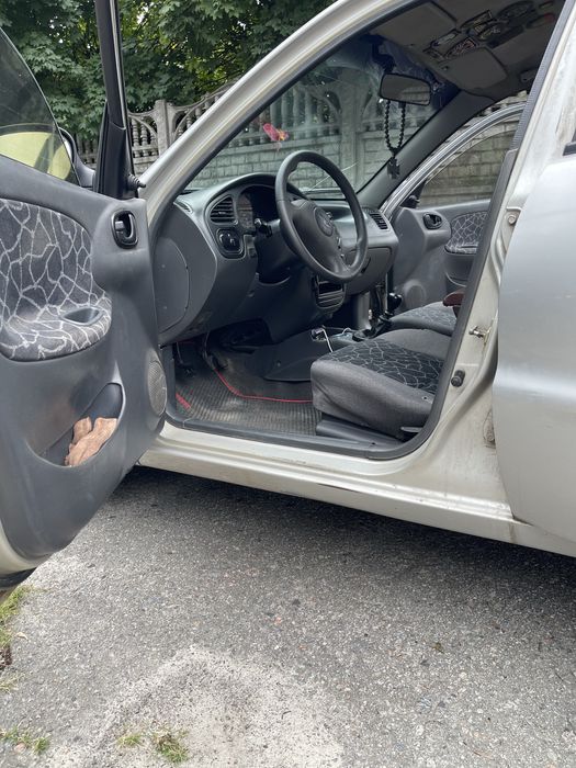 daewoo  LANOS 1.5
