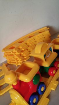 Pista de comboios p/crianças (2 pilhas)