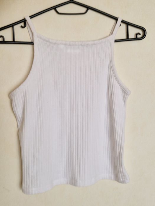 Білий топ в рубчик