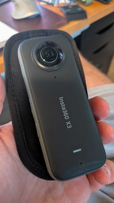 INSTA 360 X3 (como NOVA)