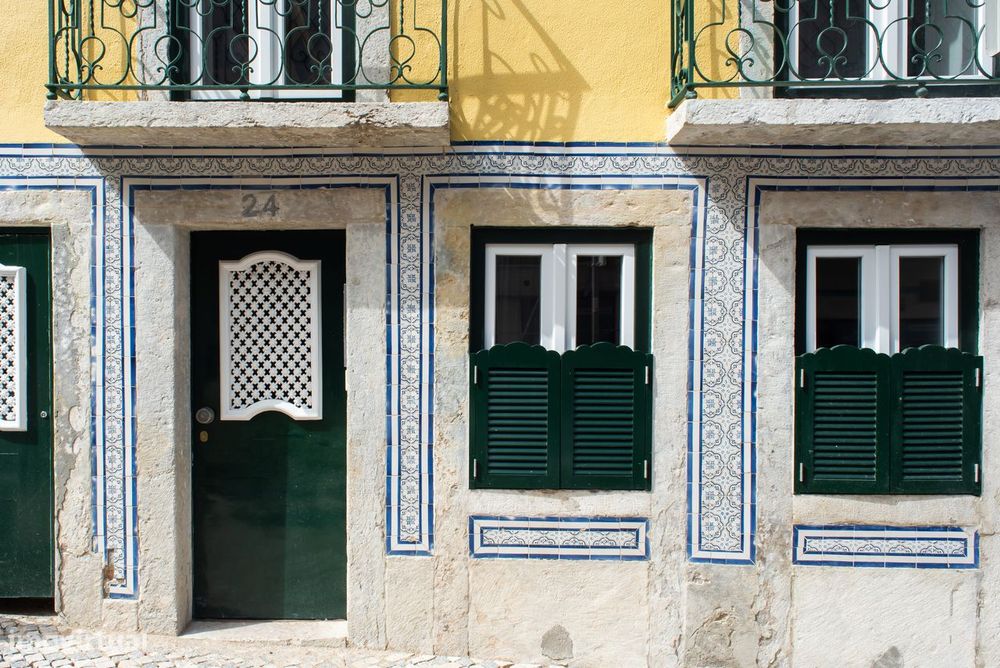 T1 com Terraço para investimento | Mãe de Água, Lisboa