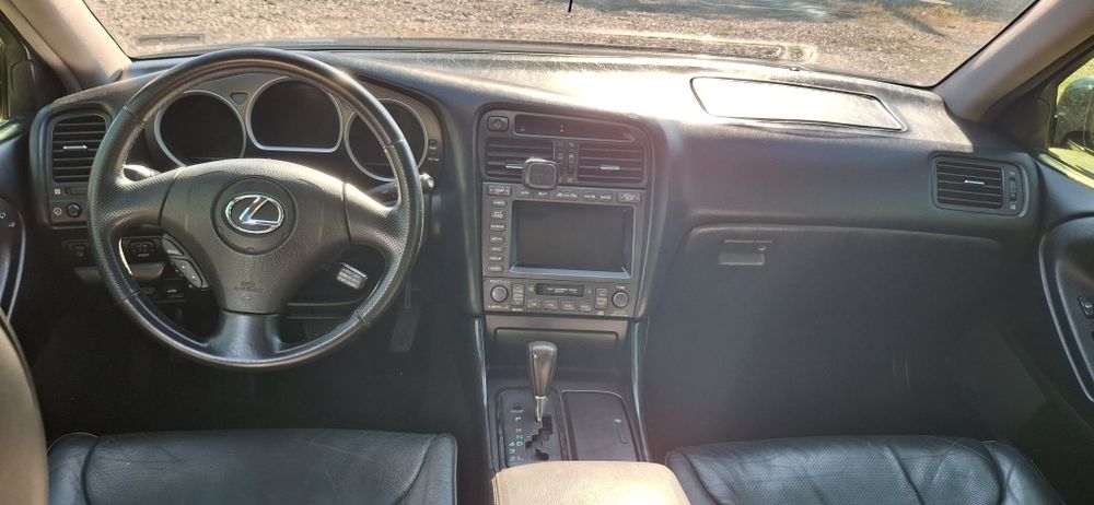 Продам Lexus GS 300
