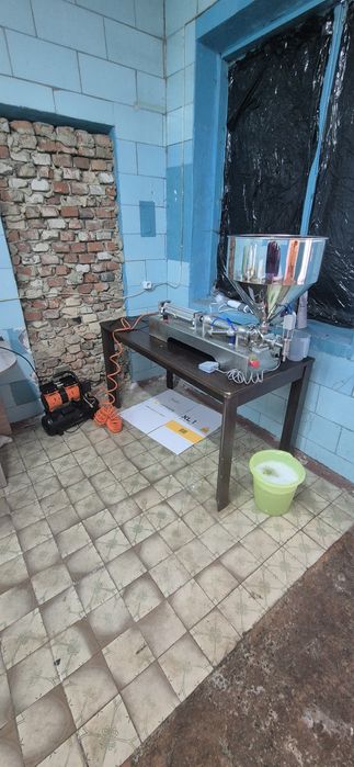 Дозатор Vektor G1WY-100-1000 з компресором Dnipro M