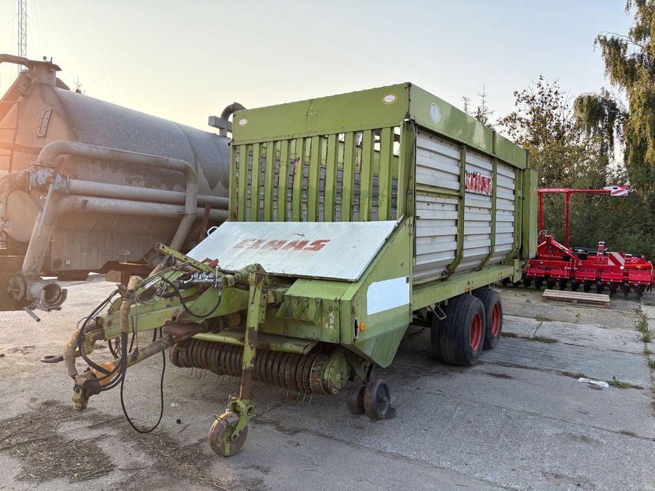 Claas Sprint 330S