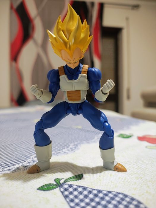 Super Vegeta SH Figuarts - Bandai edição melhorada