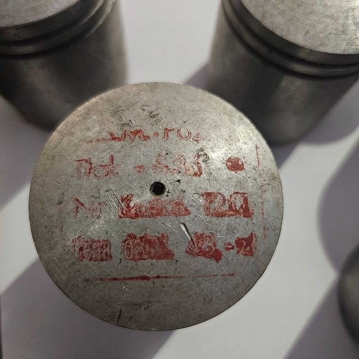 Oryginalne tłoki wsk, wfm, shl,