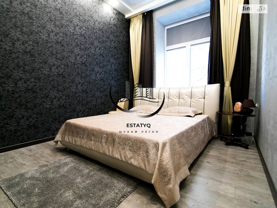 Здам 5 кімнатні апартаменти, Центр