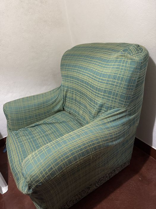 Sofá de  cor verde um lugar