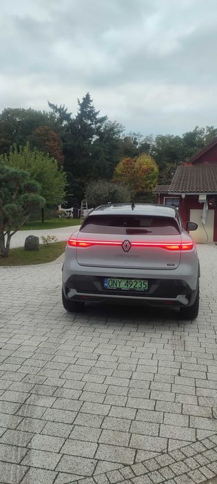 Renualt Megan E-TECH