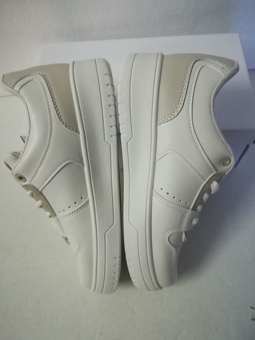 Ténis Bege/Branco Clássicos 36 ao 41