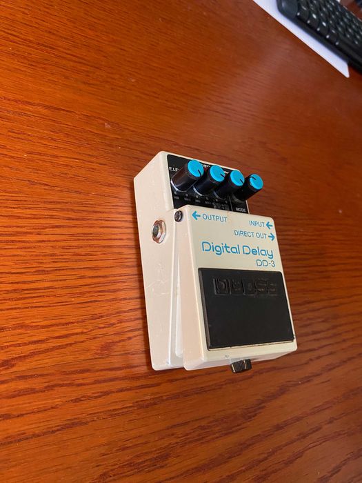 Boss DD-3 Digital Delay — Pedal de guitarra