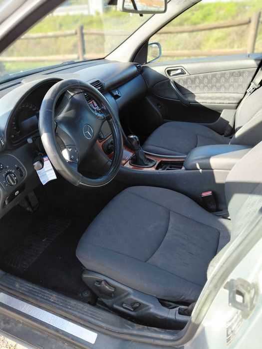 Vendo Carrina Mercedes C200 CDI em Optimo Estado