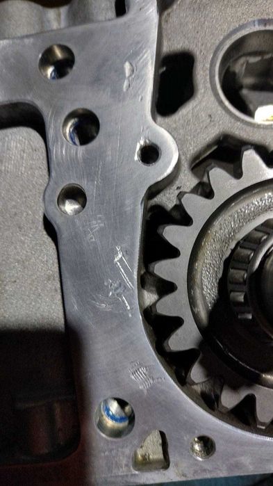 Ремонт редукторів Oros