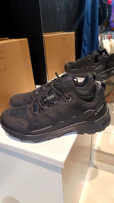 Adidas terrex nowe 44