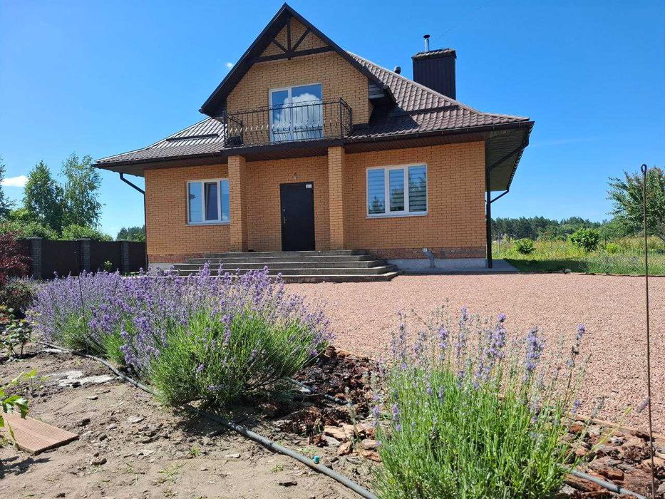 Продаж 2х поверховий будинок 153 м2, 15 сот. + 30 м2 гараж в с. Бузова, біля Українського села