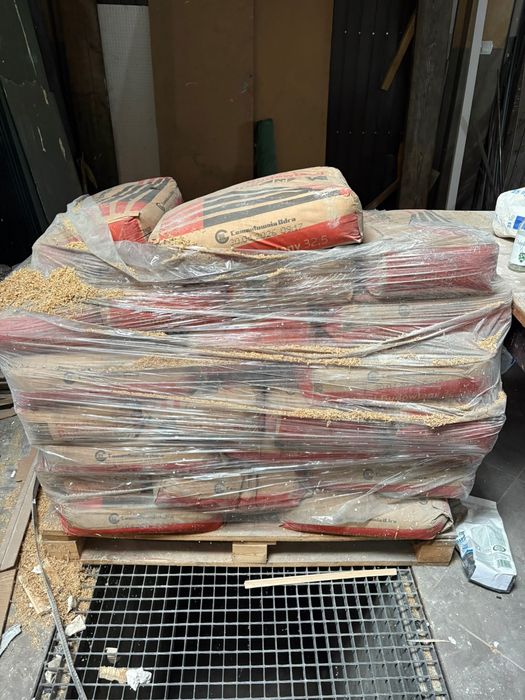 Cement 32.5 25Kg paleta