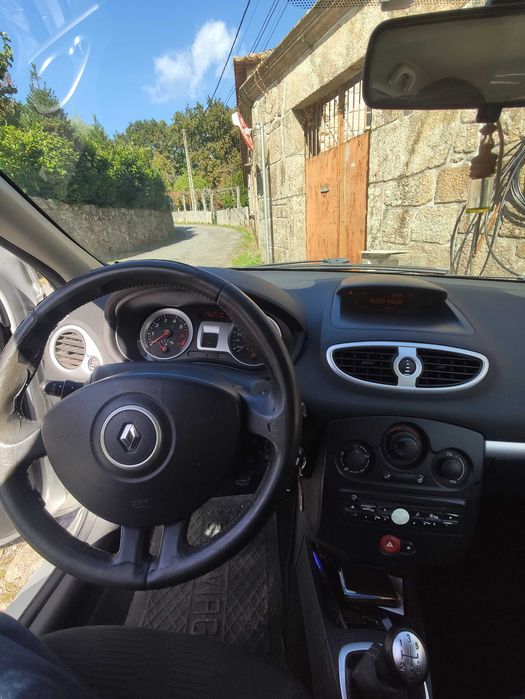 Renault Clio 1.2 — photo 5