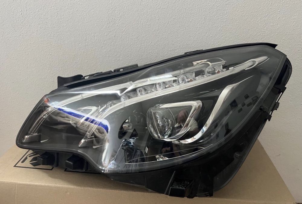 Mercedes w207 coupe Farol  xenon/ Led