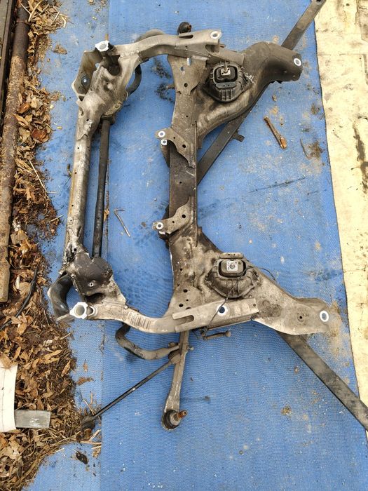 Wózek, sanki przód BMW E90