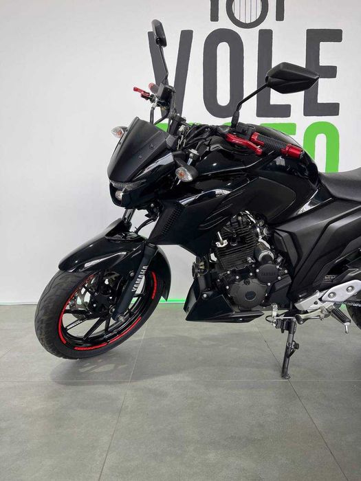 Мотоцикл Yamaha FZ25