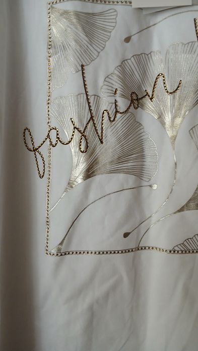 Białą bluzeczka Megi złote dmuchawce plus size