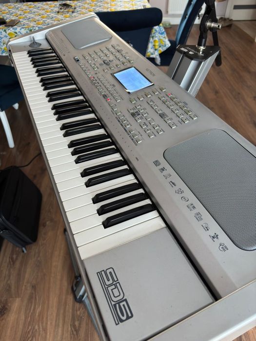 Ketron sd 5 HD instrument