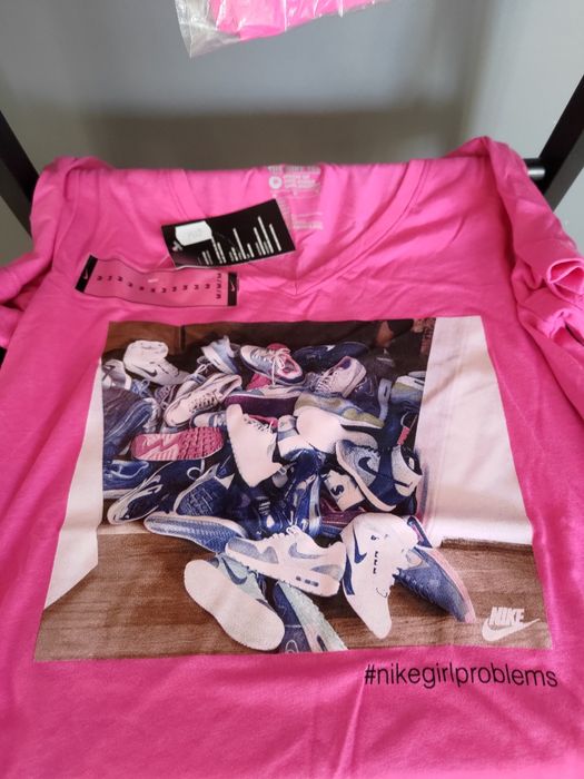 Nowy t-shirt damski Nike WMNS rozmiar M