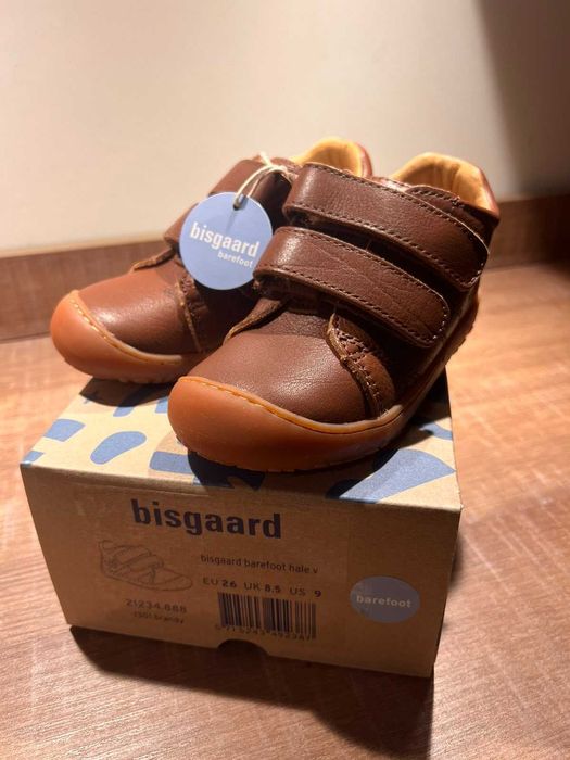 bisgaard hale v - Pre-walkers