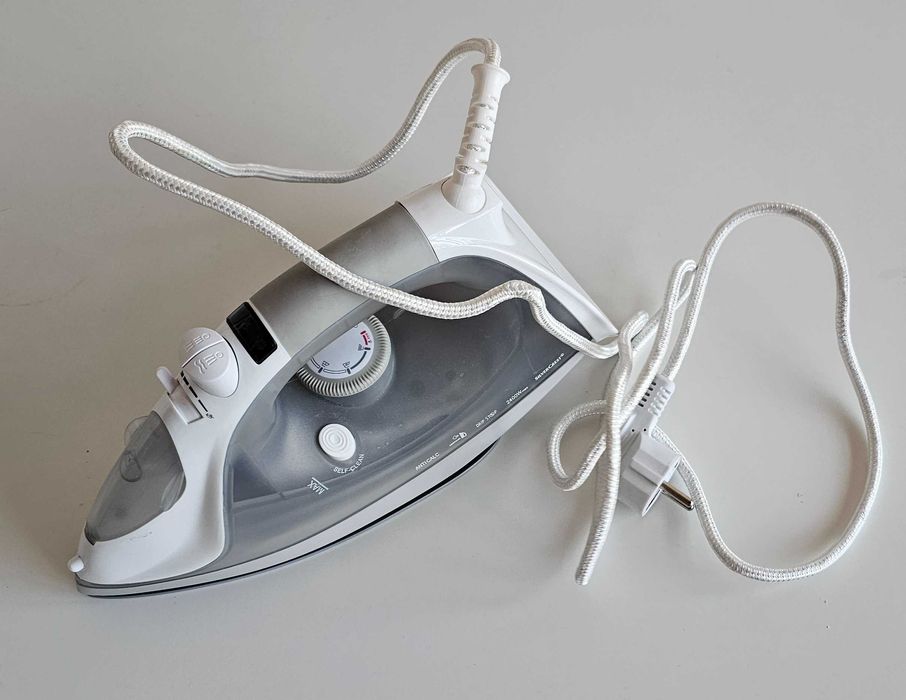 Ferro de engomar - SilverCrest - Para Peças