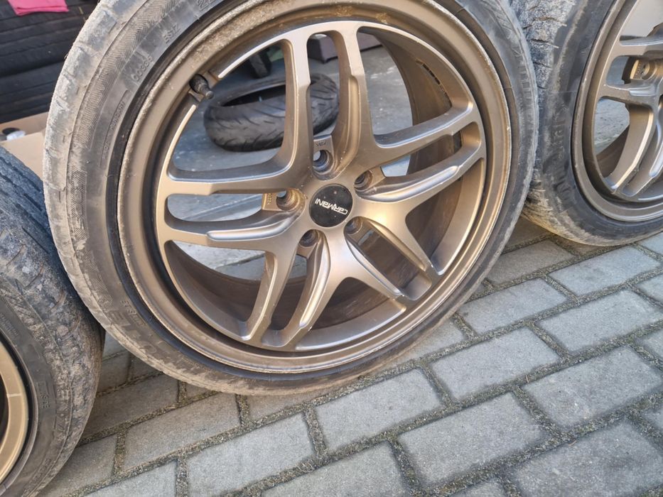 Sprzedam felgi aluminiowe R-18