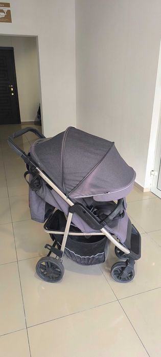 Коляска прогулочная