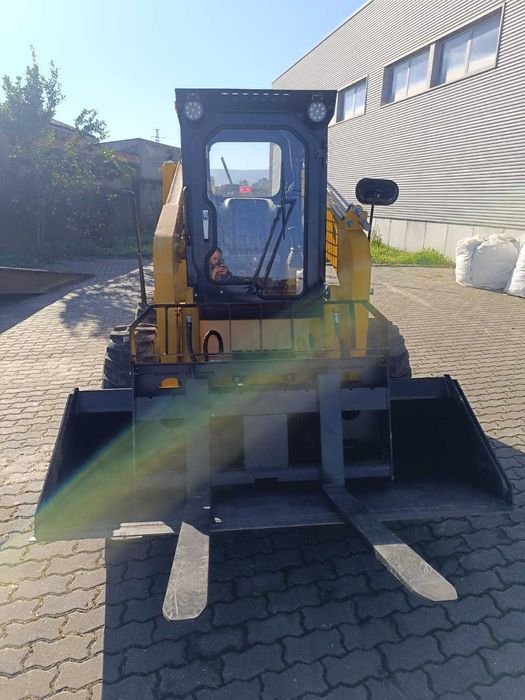 Minicarregador Kubota LTMG LT100
