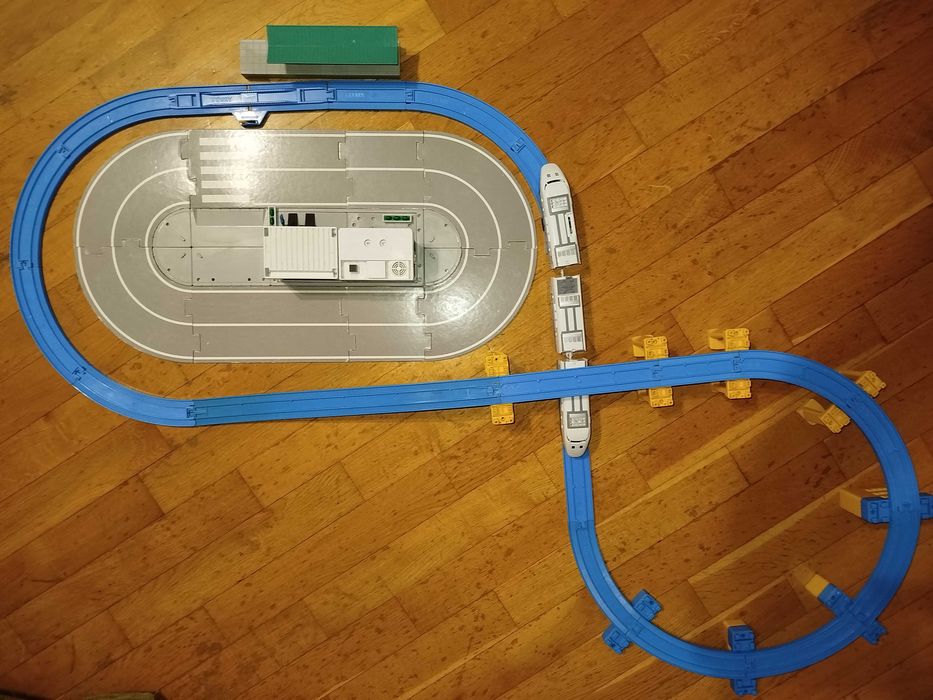 Залізниця Tomica (TOMY), Thomas, додаткові елементи