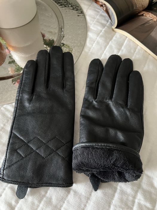 Шкіряні рукавички