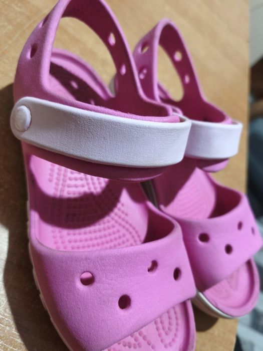 Sandały crocs różowe 32-33 J1