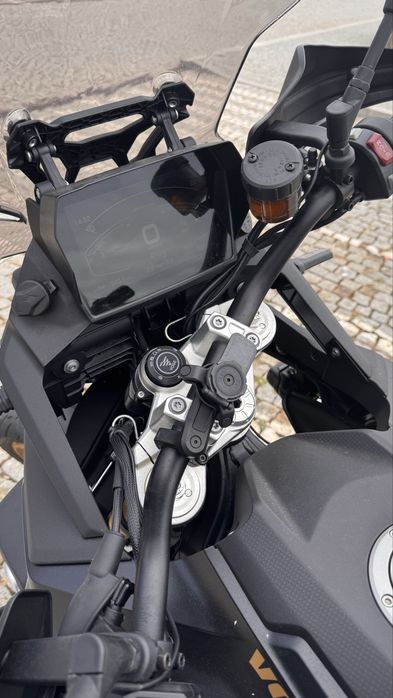 Voge DS900X como nova