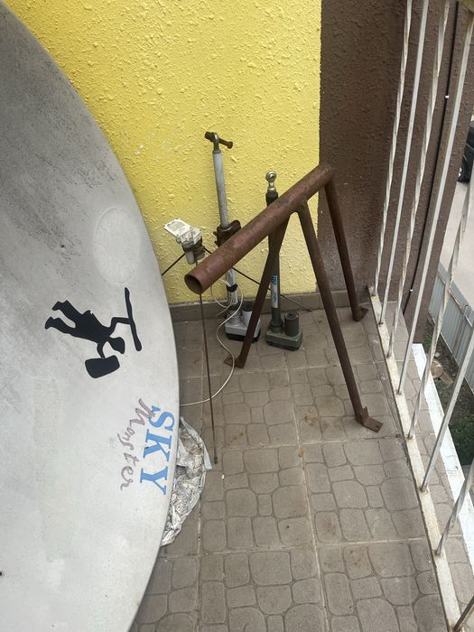 Супутникова антена(тарілка)