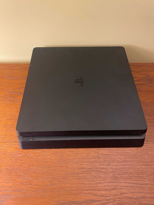 konsola PS4 Slim 500GB