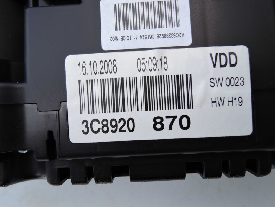 Licznik Zegary VW PASSAT CC B6 3.6 v6  DSG  3C8.920.870